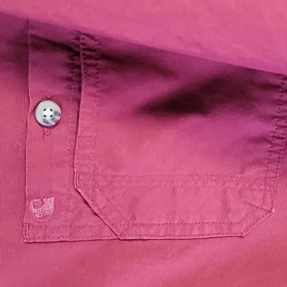 Carhartt maroon short sleeve button front shirt - Picture 2 of 8
